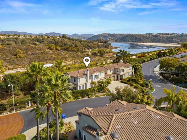 7452 Neptune Dr, Carlsbad, CA 92011