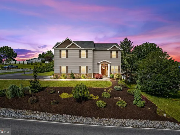 7780 Skyline Dr, Harrisburg, PA 17112