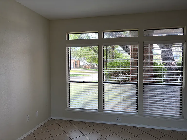 8301 Bradford Edward Cv — Photo 5