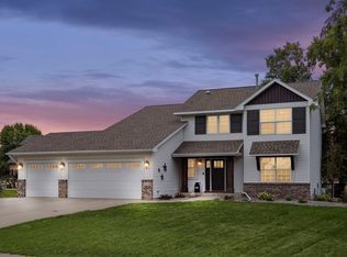 2104 Cardinal Way, Buffalo, MN 55313