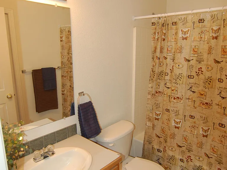 2nd Bathroom