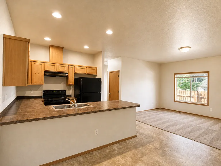 4825 NE 124th Ct — Photo 5