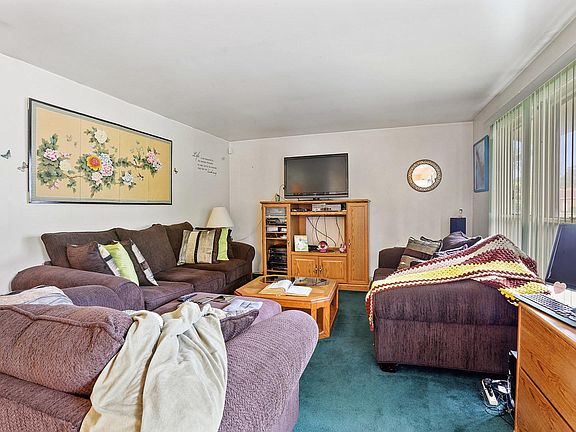 3rd image of 17640 Central Park Ave