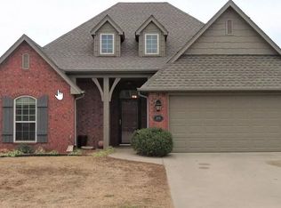 419 E Topaz Ave, Stillwater, OK 74075