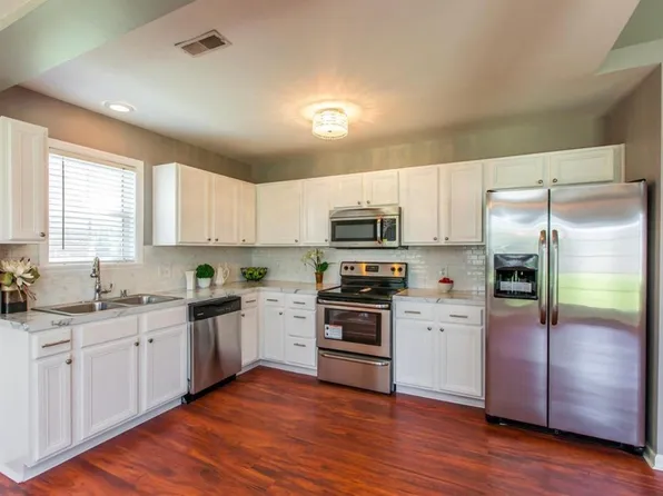 708 Amber Hill Dr, Richmond, KY 40475