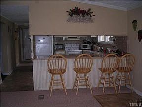 3rd image of 104 Antler Dr