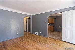 5th image of 17834 Bradford St