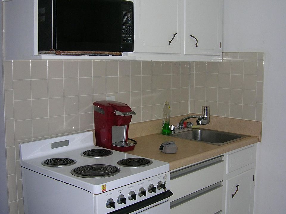 1st image of 29 Hoyt St APT B5