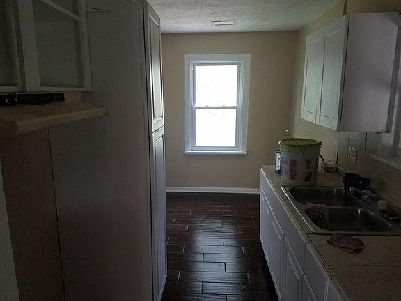 2nd image of 4174 Lake Vista Rd