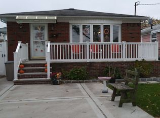 406 Adelaide Ave, Staten Island, NY 10306