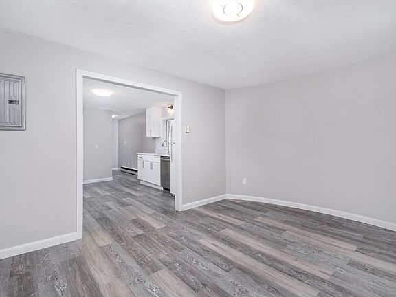 4th image of 441-445 Ferry St