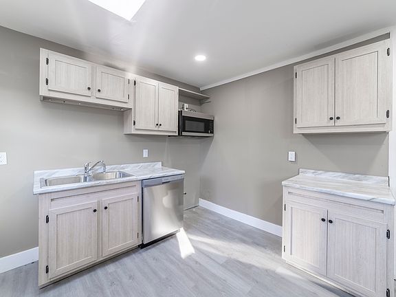 5th image of 5411 W 7th Ave