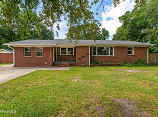 4111 Country Club Road, Morehead City, NC 28557