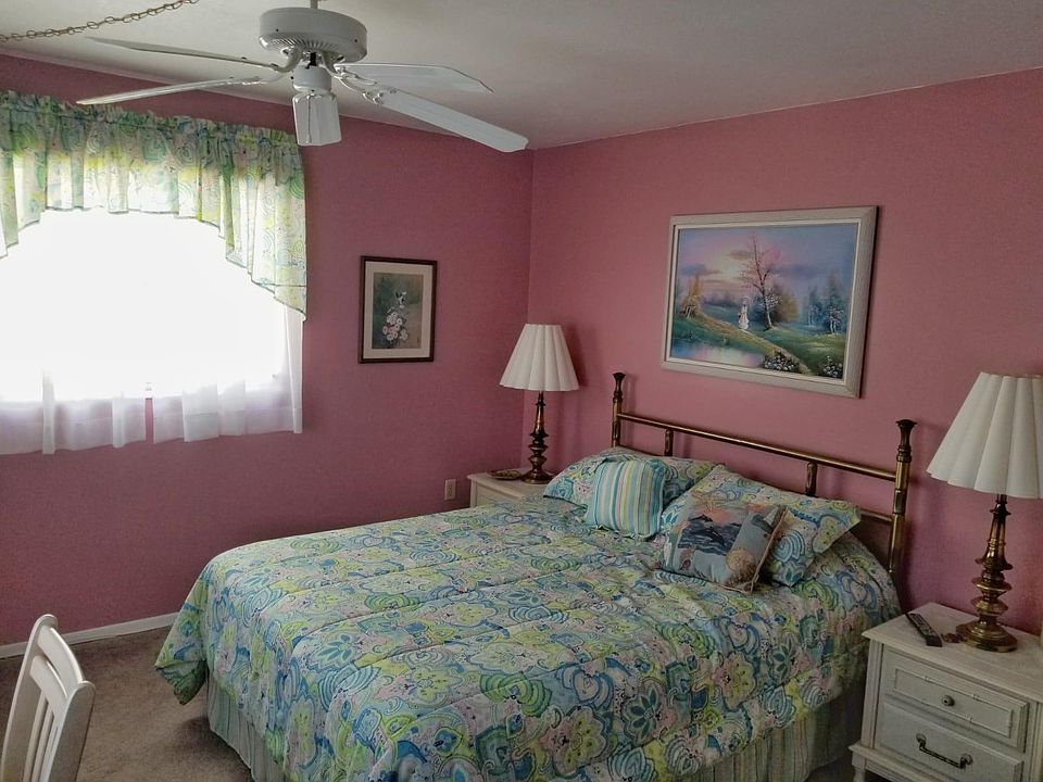 1st image of 1852 Restful Dr