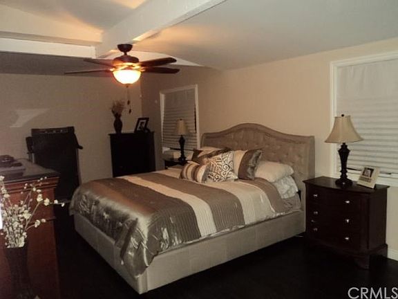 4th image of 1441 E Sunset Hill Dr