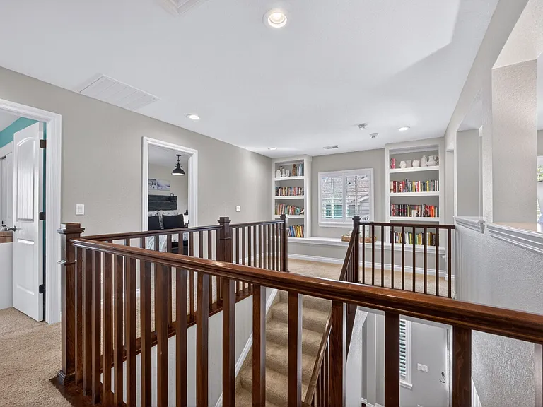 6726 S Quantock Way — Photo 37