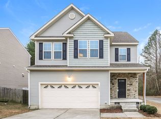 1253 Braemar Highland Dr, Zebulon, NC 27597