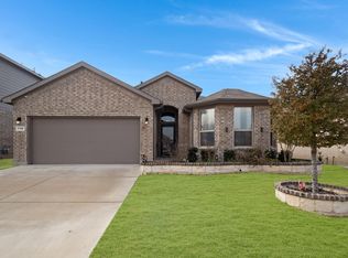 716 Shepperton Way, Justin, TX 76247