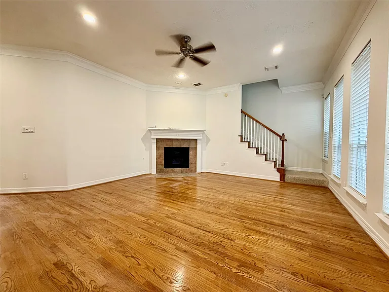 2806 Briarhurst Park — Photo 7