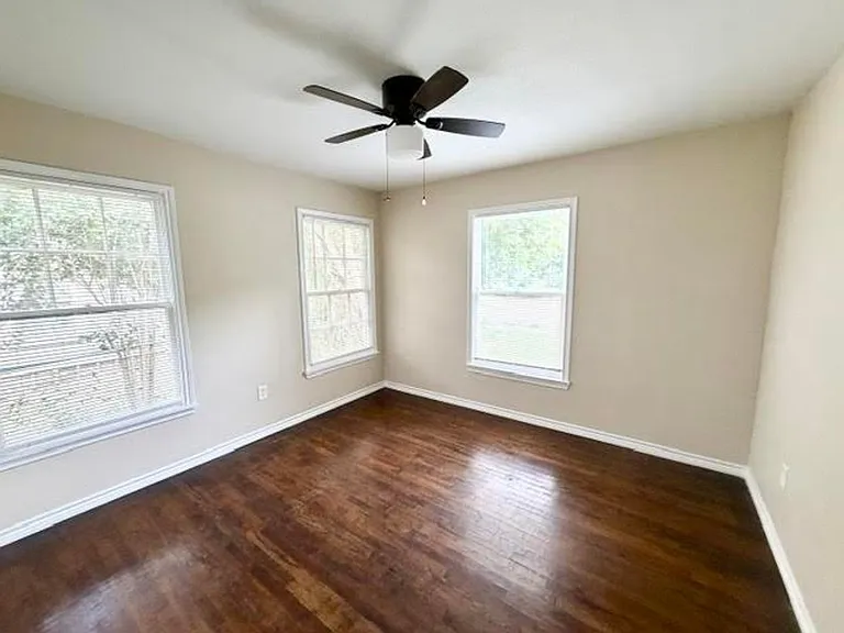 3022 Edmond Ave — Photo 8