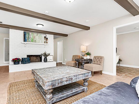 5th image of 16411 Hamilton Ave