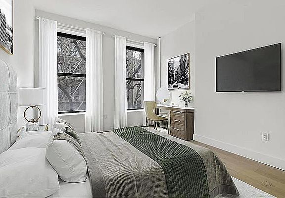 3rd image of 334 E 9th St APT 3
