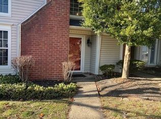 644 Cobblestone Sq, Louisville, KY 40223