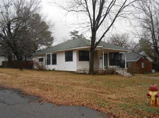 402 W Ave E, Heavener, OK 74937