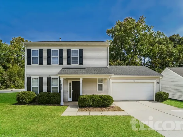 5920 Shining Oak Ln, Charlotte, NC 28269