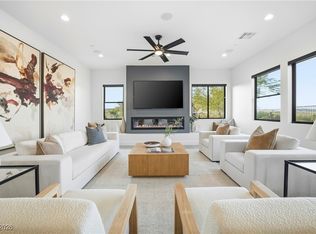 10 Camino La Venta Ct, Henderson, NV 89011