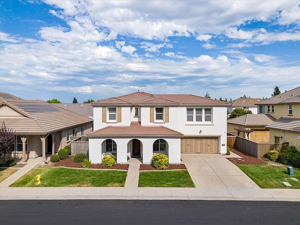 1st image of 2663 Woodgate Way
