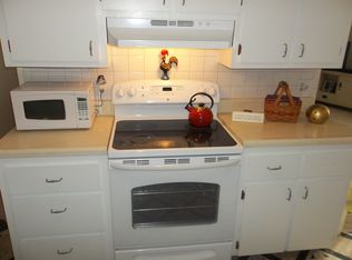 23 Patricia Dr, Tyngsboro, MA 01879