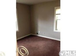 28755 Everett St, Southfield, MI 48076