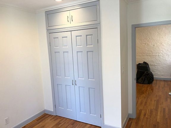 3rd image of 106 Norfolk St APT 19