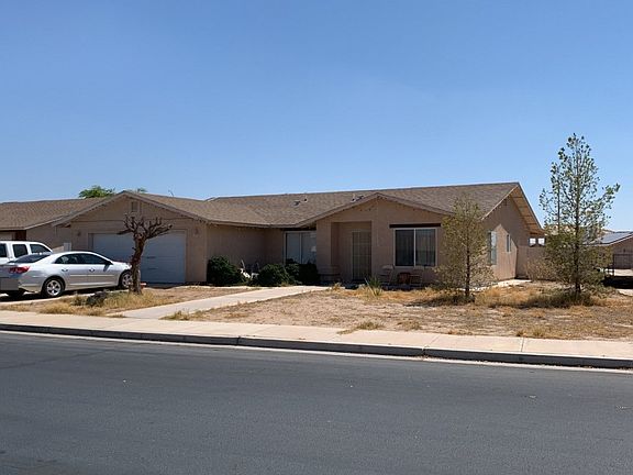 2nd image of 6261 E 45th Ln