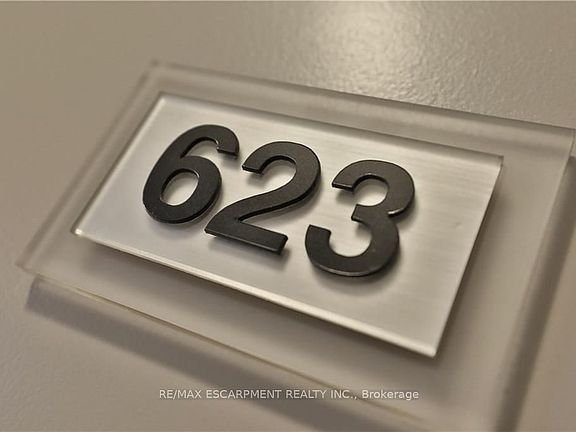 2nd image of 33 Whitmer St #623