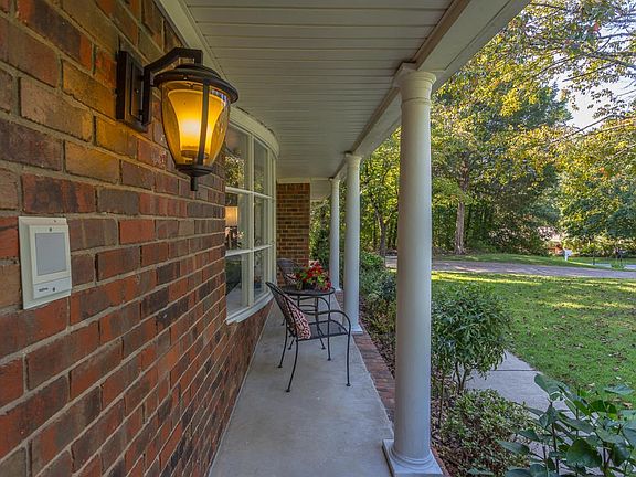 2413 Blue Ridge Drive-12