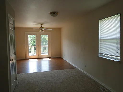 22680 Hanley Ln — Photo 2