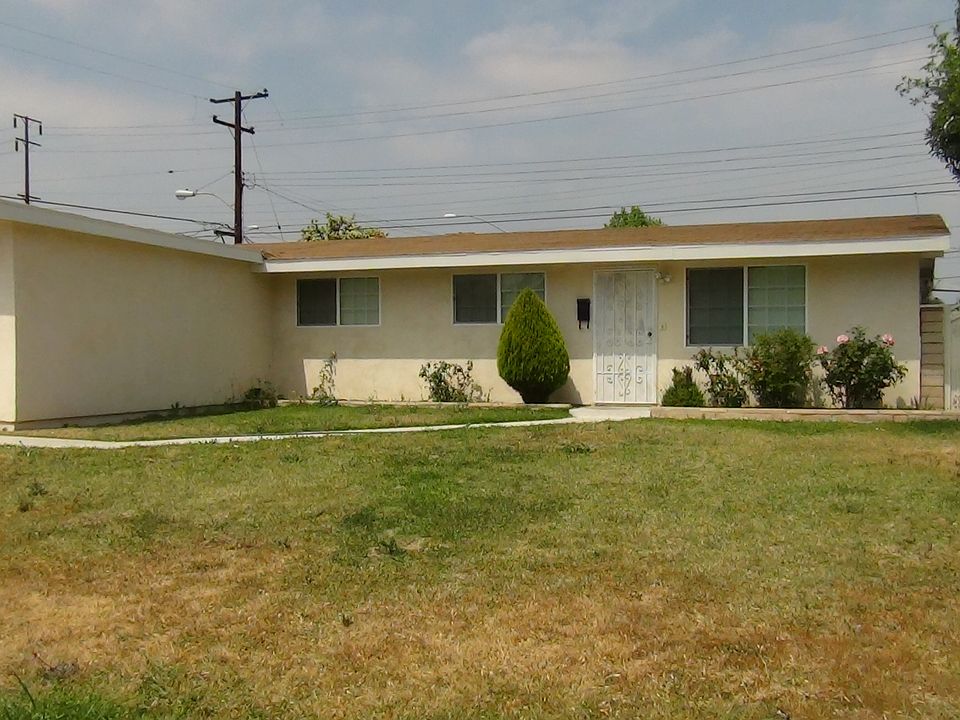 1st image of 17005 E Holton St