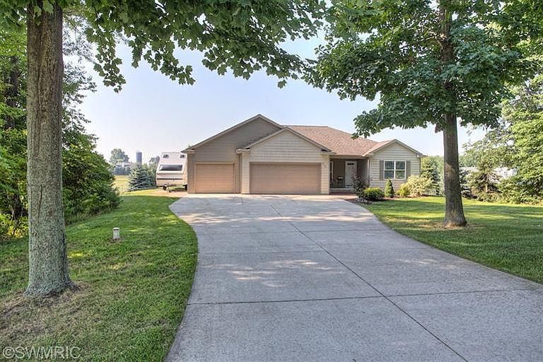 1st image of 2770 Otuna Ct