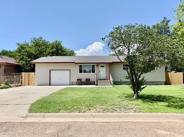 929 N Hickok St, Ulysses, KS 67880