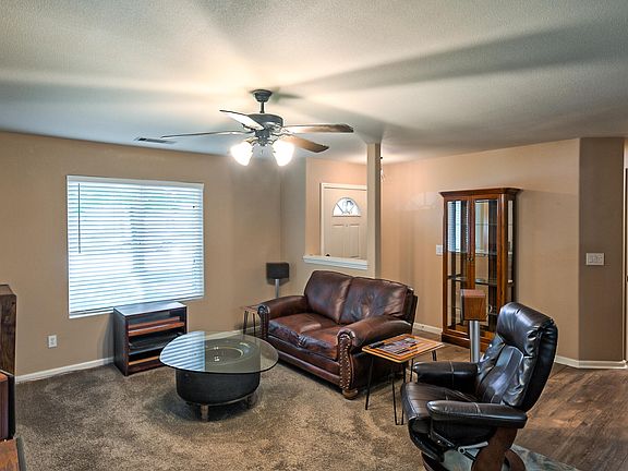 3rd image of 3572 Bearwood Pl