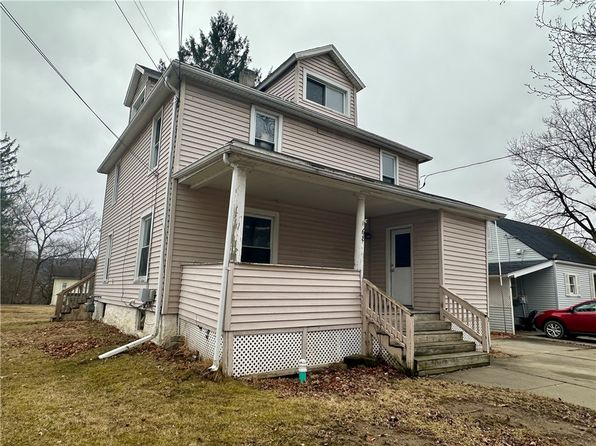 68 N Franklin St, Corning, NY 14830