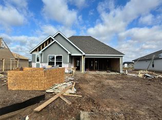 497 Harvest Lake Dr, Snook, TX 77878