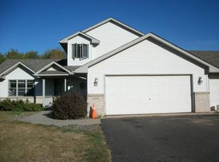 2443 Valley View Ave E, Maplewood, MN 55119