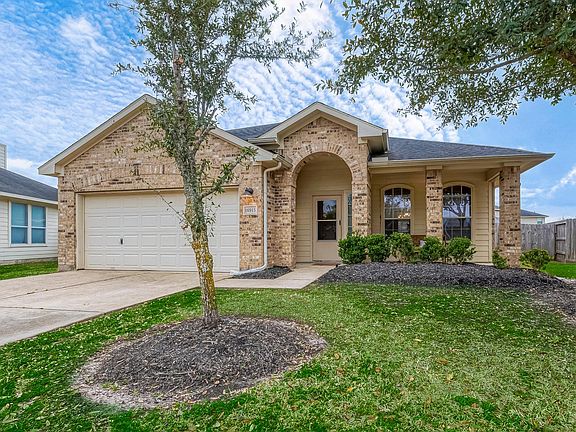 2nd image of 16915 Green Star Ln