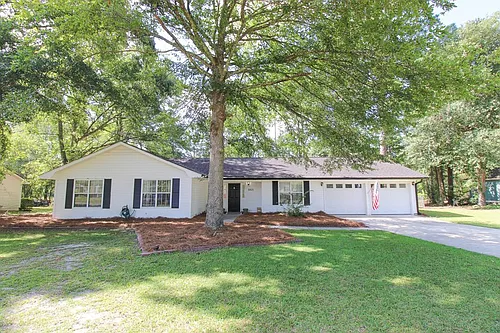 2821 Clayton Dr Photo 1