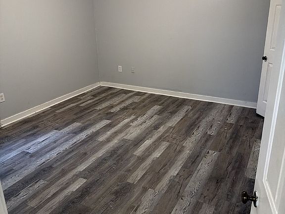 4th image of 41 Northtown Dr Unit B
