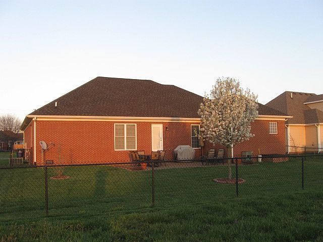 2nd image of 614 Muirfield Cir