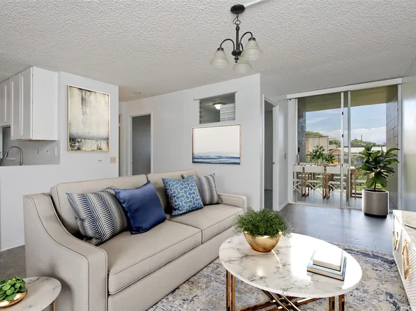1260 Richard Ln APT B313, Honolulu, HI 96819